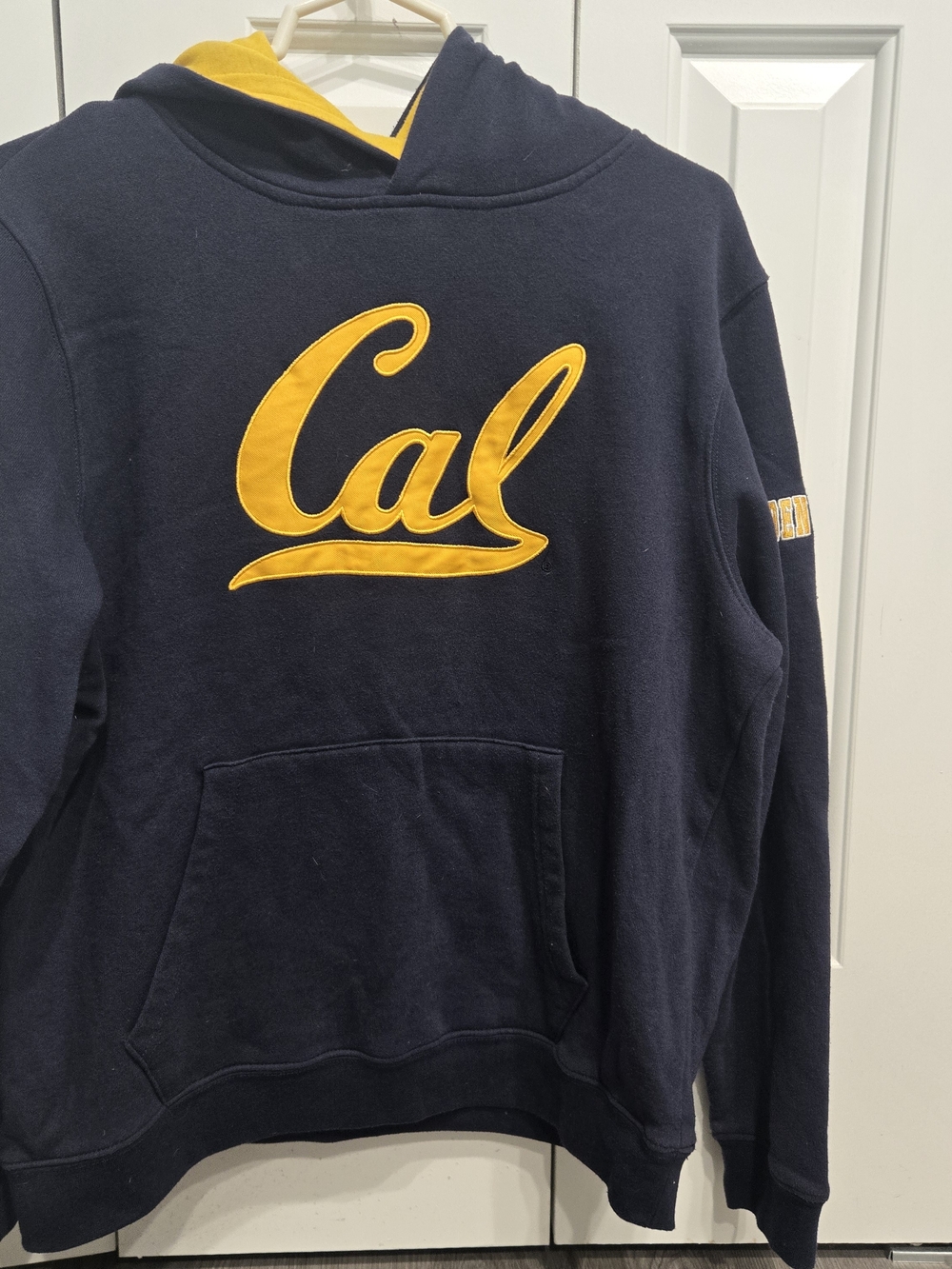 Colosseum Navy and Gold Cal Pullover Hoodie